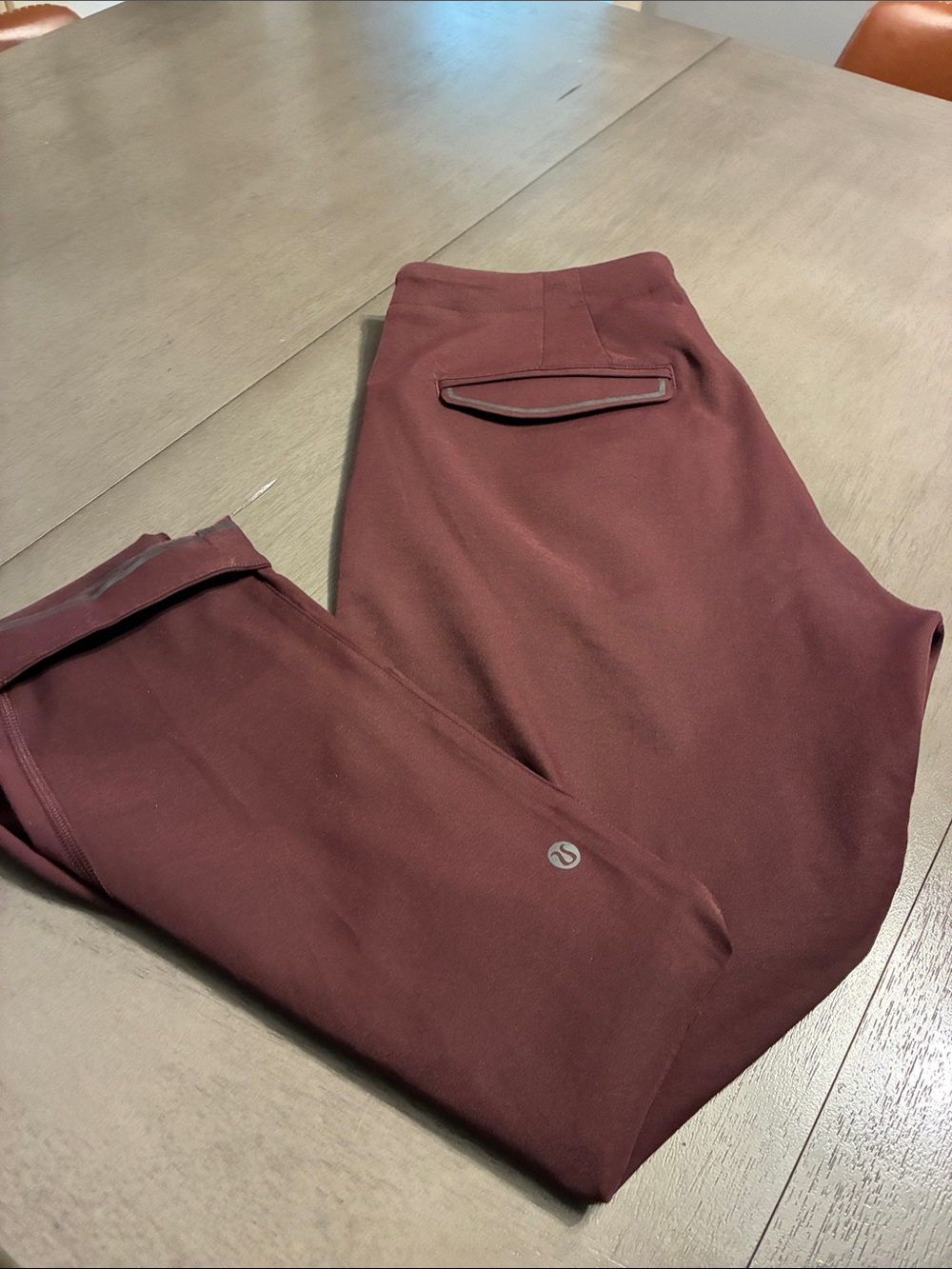 lululemon athletica Women's Maroon Cropped Athletic Pants